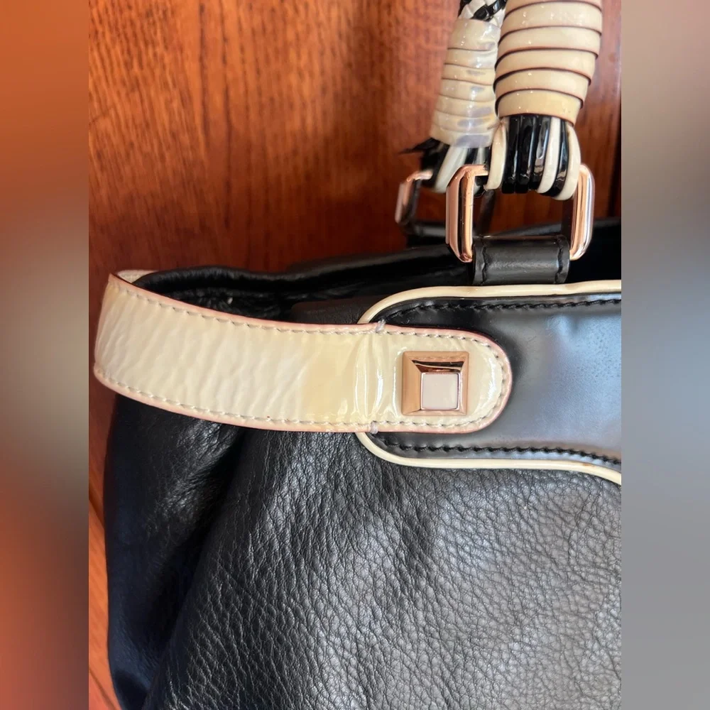 L.A.M.B. Donington Kaye Leather Bag in Deco Colorway #371 - Picture 9 of 16